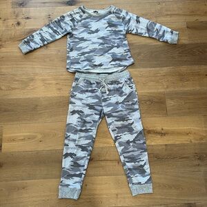 Splendid Camo Lounge Set